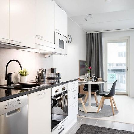 Apartment Near The Train Station, Free Parking &Netflix Куопио Екстериор снимка