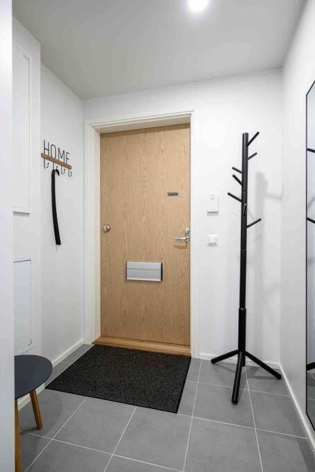 Apartment Near The Train Station, Free Parking &Netflix Куопио Екстериор снимка