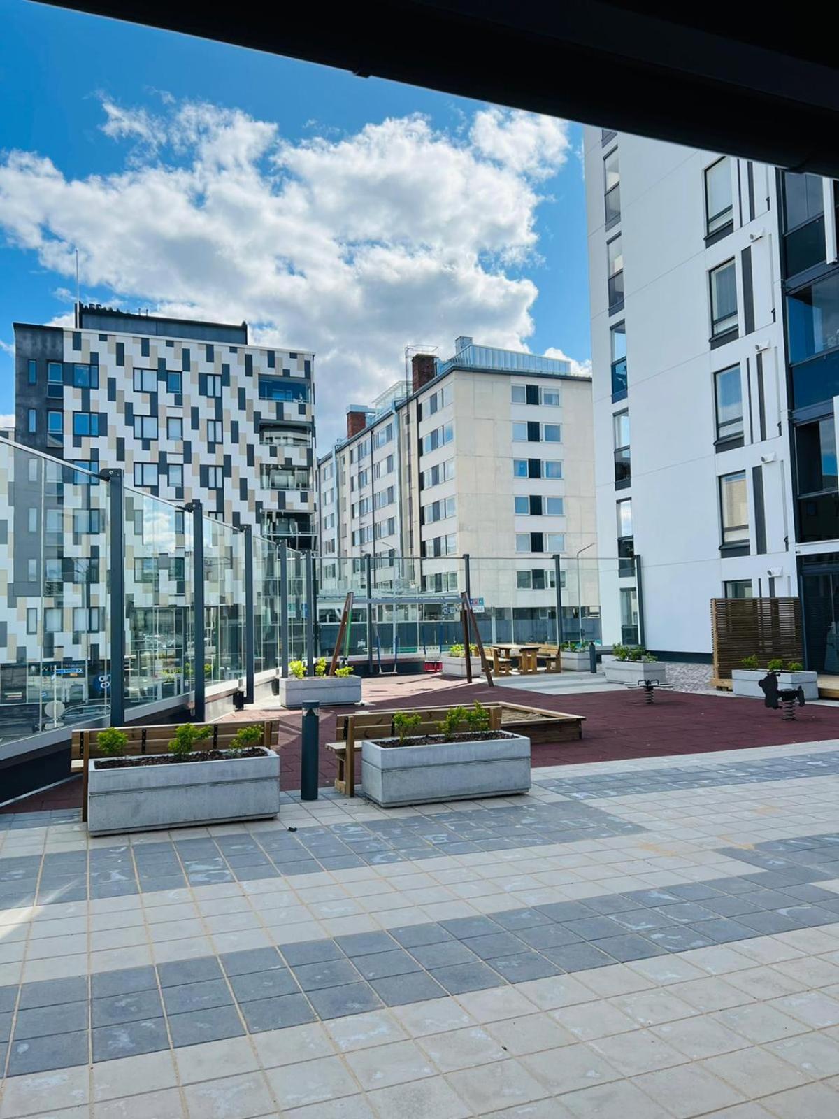 Apartment Near The Train Station, Free Parking &Netflix Куопио Екстериор снимка